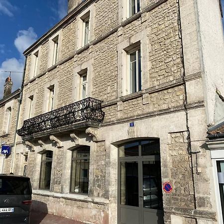 Superbe Studio Centre Ville * Clim * Wifi * Haut De Gamme * Angoulême Zewnętrze zdjęcie
