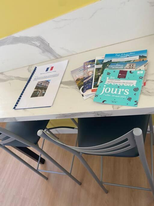 Superbe Studio Centre Ville * Clim * Wifi * Haut De Gamme * Angoulême Zewnętrze zdjęcie