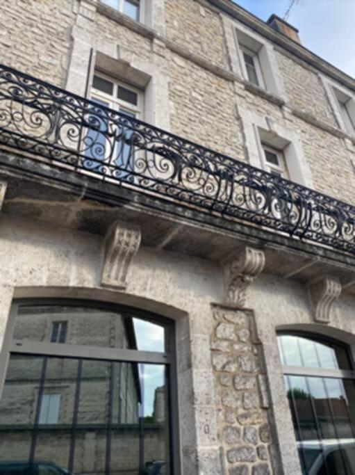 Superbe Studio Centre Ville * Clim * Wifi * Haut De Gamme * Angoulême Zewnętrze zdjęcie