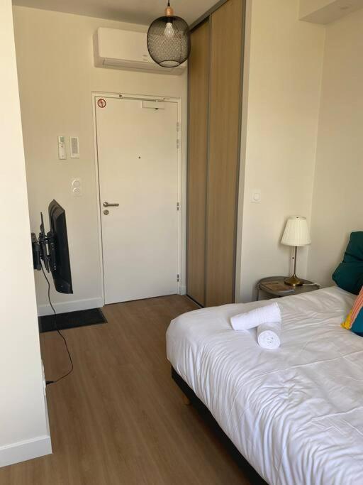 Superbe Studio Centre Ville * Clim * Wifi * Haut De Gamme * Angoulême Zewnętrze zdjęcie