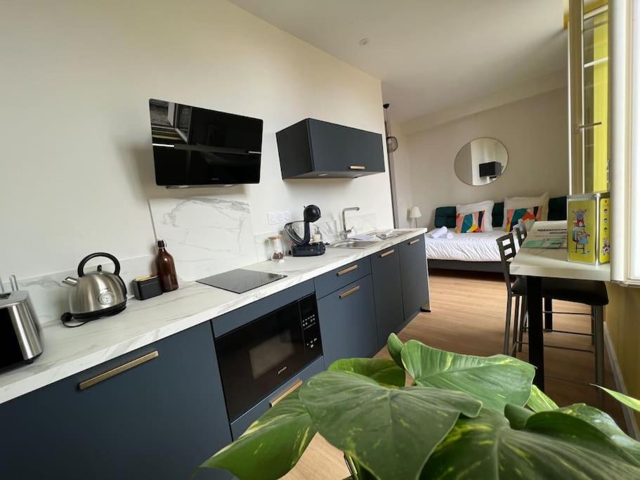 Superbe Studio Centre Ville * Clim * Wifi * Haut De Gamme * Angoulême Zewnętrze zdjęcie