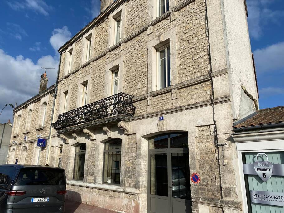 Superbe Studio Centre Ville * Clim * Wifi * Haut De Gamme * Angoulême Zewnętrze zdjęcie